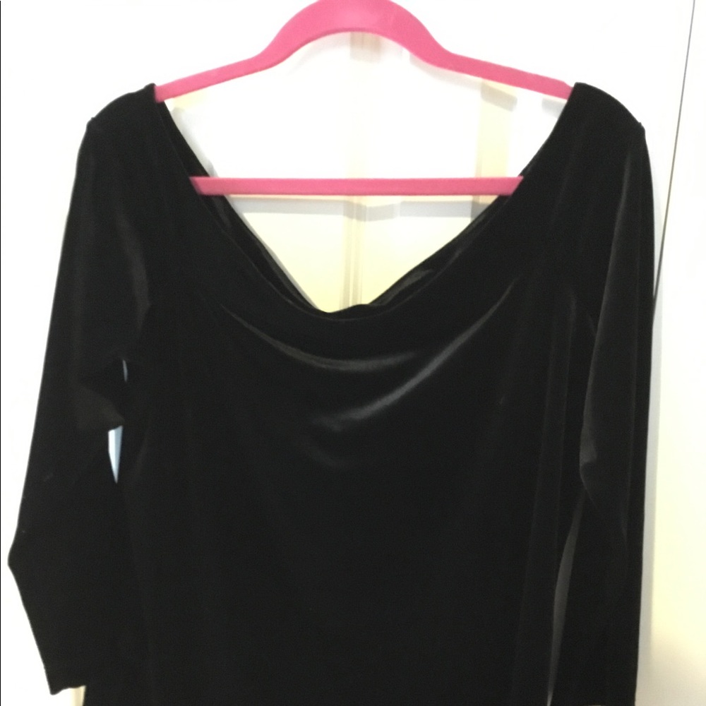 Ann Taylor Factory Velour black top sz XL